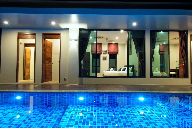 Narintara Private Pool Villas - Free Tuk-Tuk Service To The Beach! Ao Nang エクステリア 写真